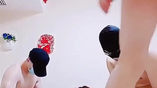 欧美日韩人妻激情-第一次与男友以外的男人在行使中车震!